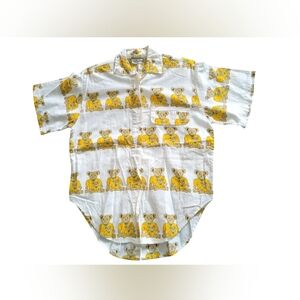 Vintage Women's White and Yellow Bear Print Shirt size S